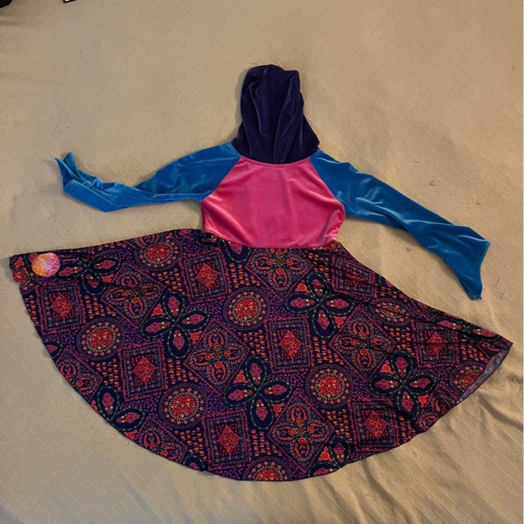 Twirly Girl NWOT gorgeous multimedia swing dress with hood, size 8 - Picture 2 of 9